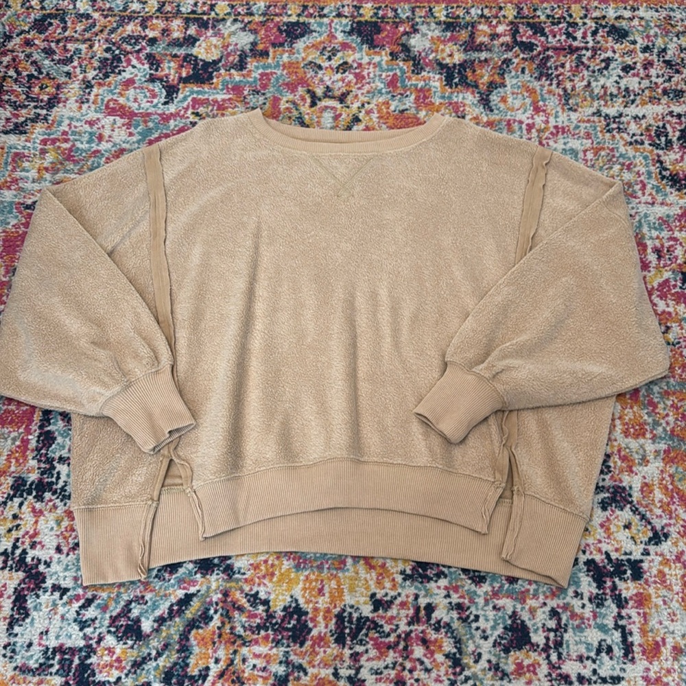 oversized teddy bear super soft crewneck !
